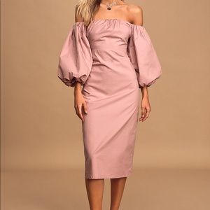 Blush puffed sleeved midi dress